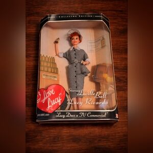 I Love Lucy Collectible Barbie - Lucy Does a TV Commercial